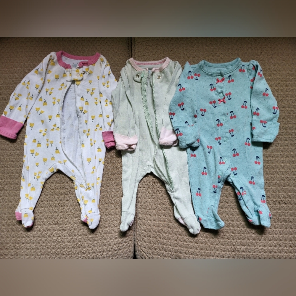 Cotton flower cherry print baby sleeper with foldable hands